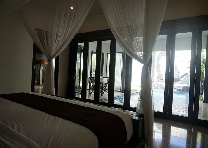 Bali & * Seminyak (Bali)